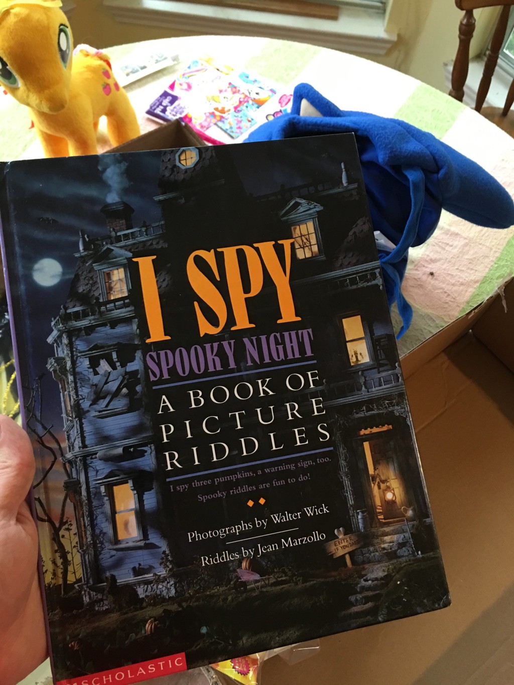I Spy Spooky Stuff